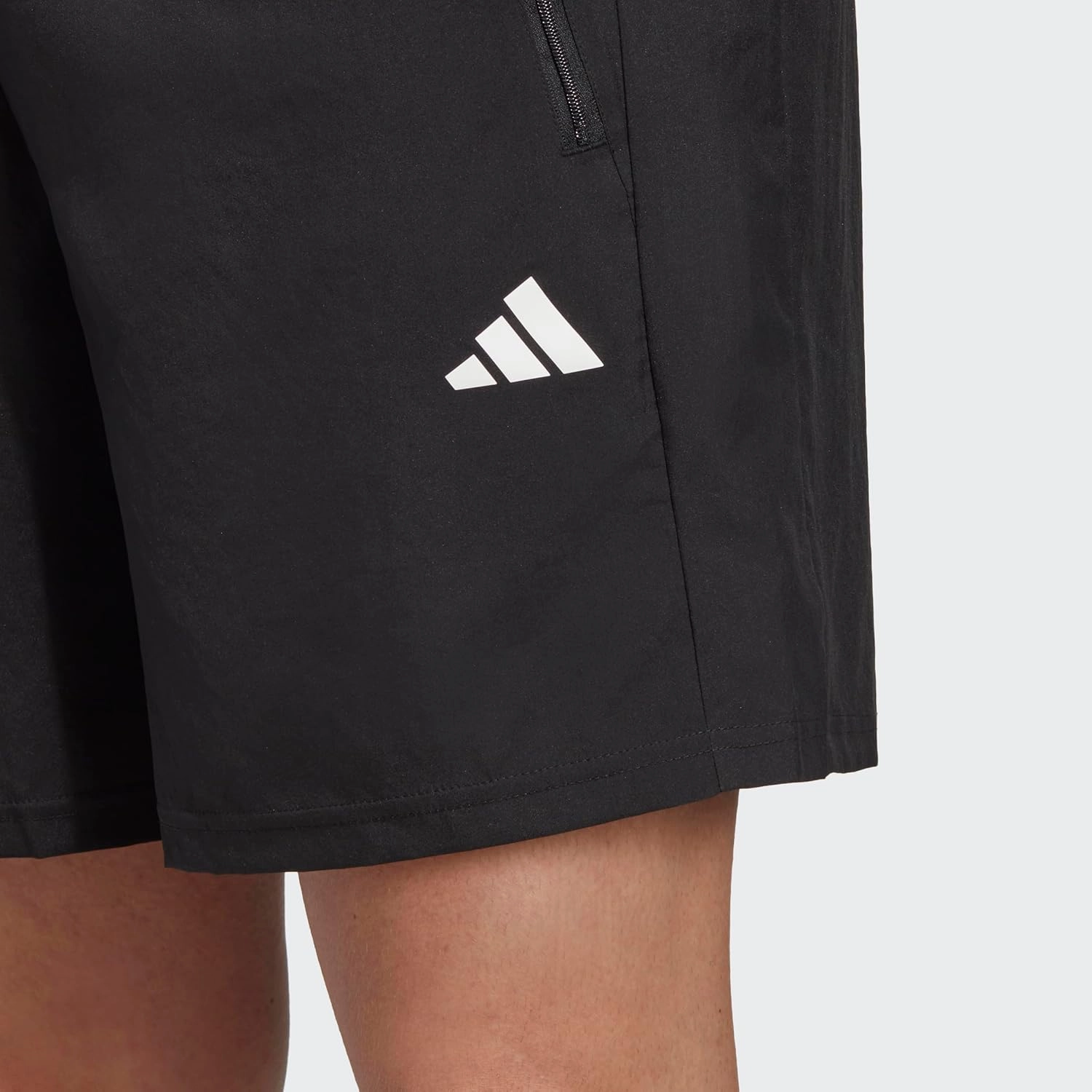adidas Men's Essentials Woven Training Shorts