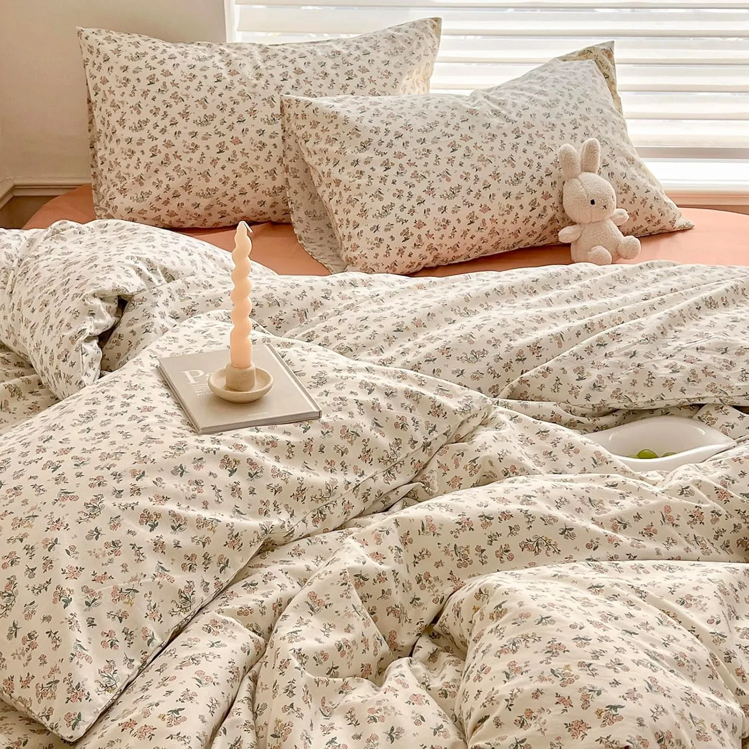 Aesthetic Floral Duvet Cover Queen Cozy Cotton Bedding Set Queen Shabby Chic Green Botanical French Style Duvet Cover Set Off White Comforter Cover with Fresh Flower Pattern, Breathable, Lightweight