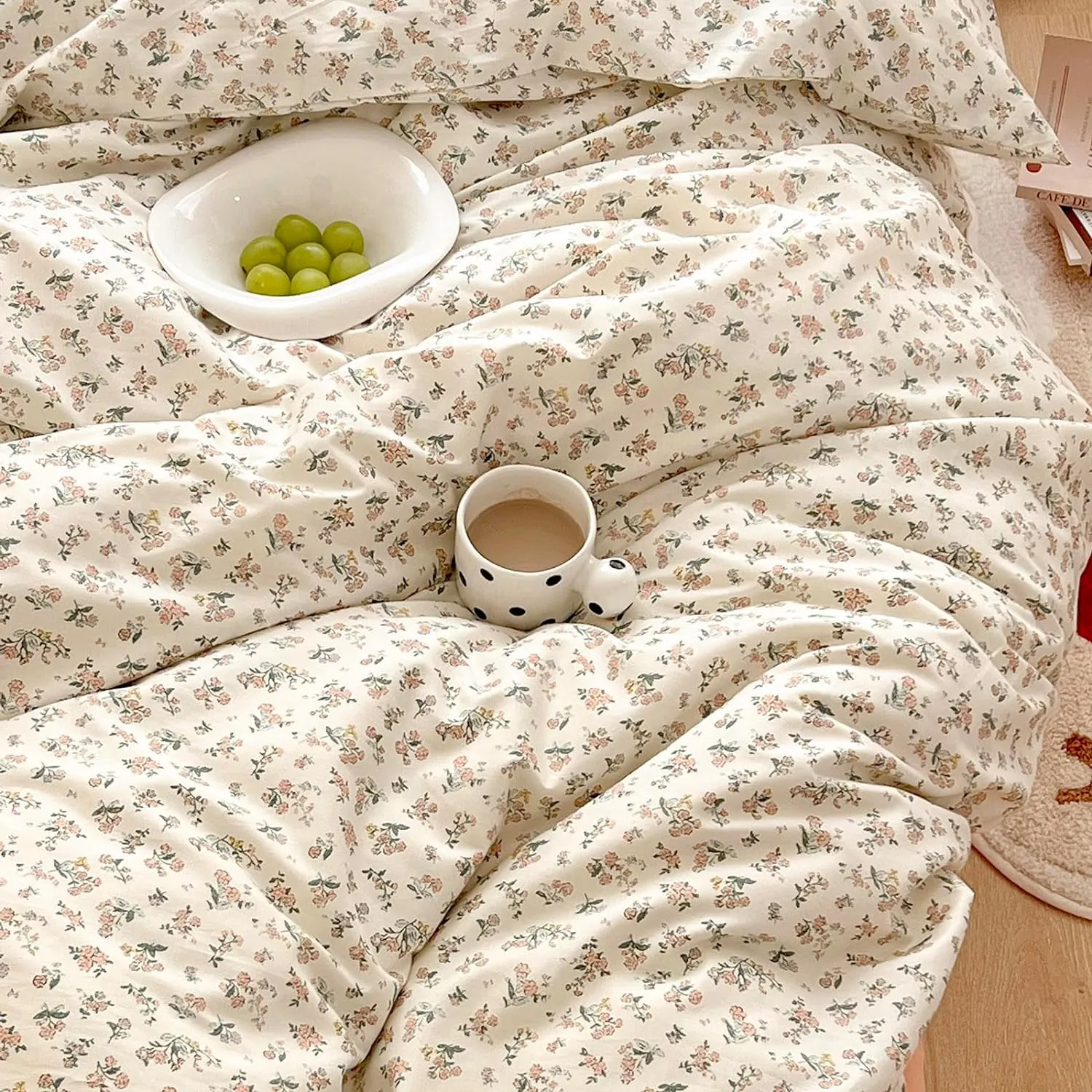 Aesthetic Floral Duvet Cover Queen Cozy Cotton Bedding Set Queen Shabby Chic Green Botanical French Style Duvet Cover Set Off White Comforter Cover with Fresh Flower Pattern, Breathable, Lightweight