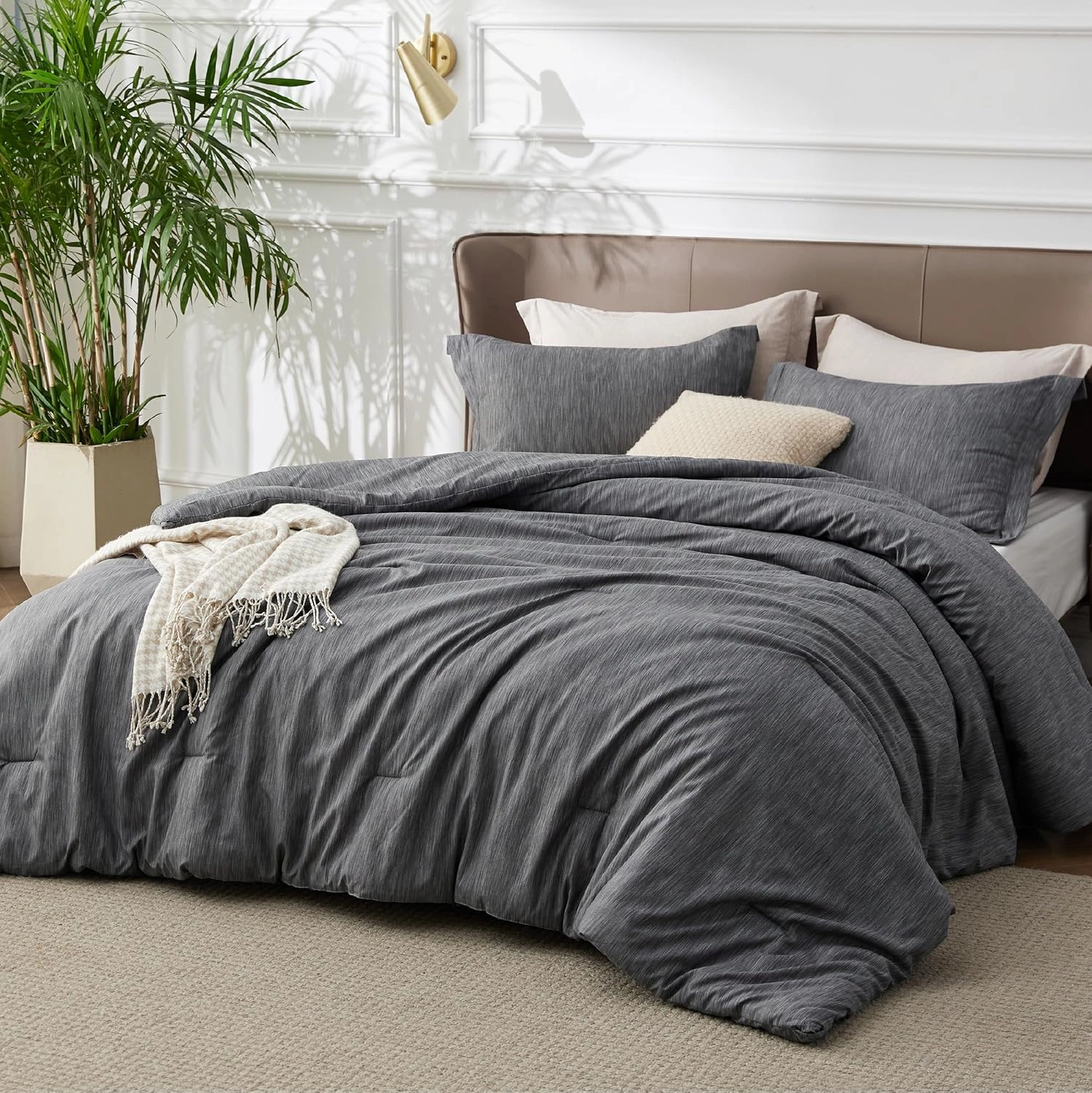 Bedsure King Size Comforter Set - Dark Grey Soft Bedding for All Seasons, Cationic Dyed Bed Set, 3 Pieces, 1 King Size Comforter (104"x90") and 2 Pillow Shams (20"x36" 2")