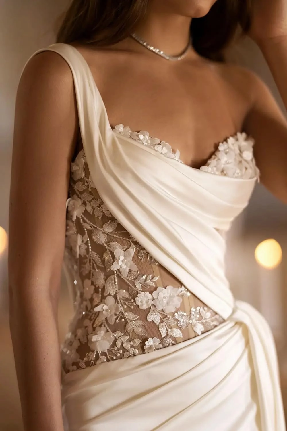 Boho V Neck Wedding Dresses for Bride Lace Applique Sleeveless Long Train A Line Bridal Ball Gowns with Slit