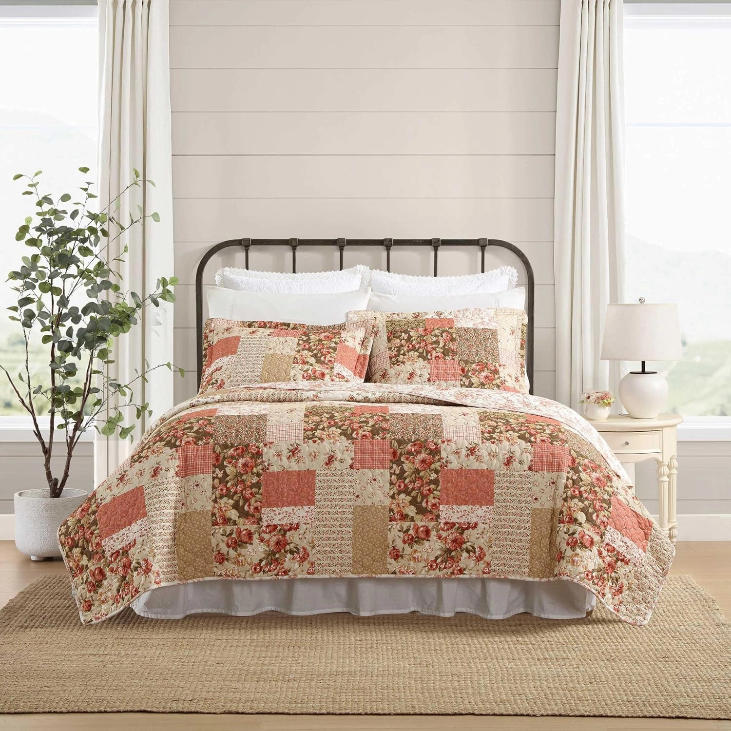 Laura Ashley - Twin Quilt Set, Reversible Cotton Bedding with Matching Sham, Lightweight Home Decor for All Seasons (Harrietta Patchwork Pink, Twin)