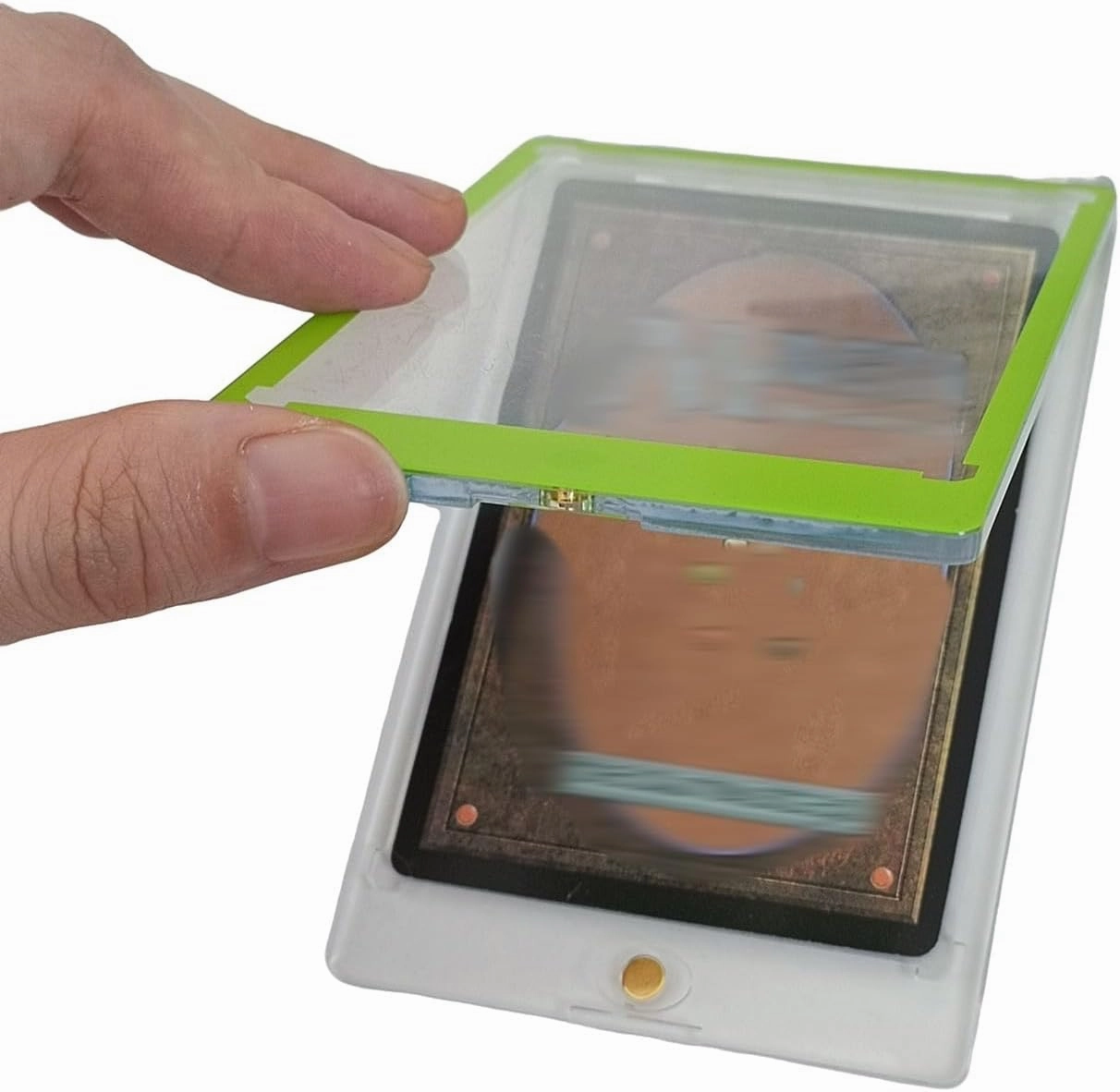 PVC Ultra Clear Pro 35 PT ONE-Touch Magnetic Trading Card Holder Suitable for Star Player Cards and Standard Size Cards.（1 Pack Contains 25 Pieces） (Green)