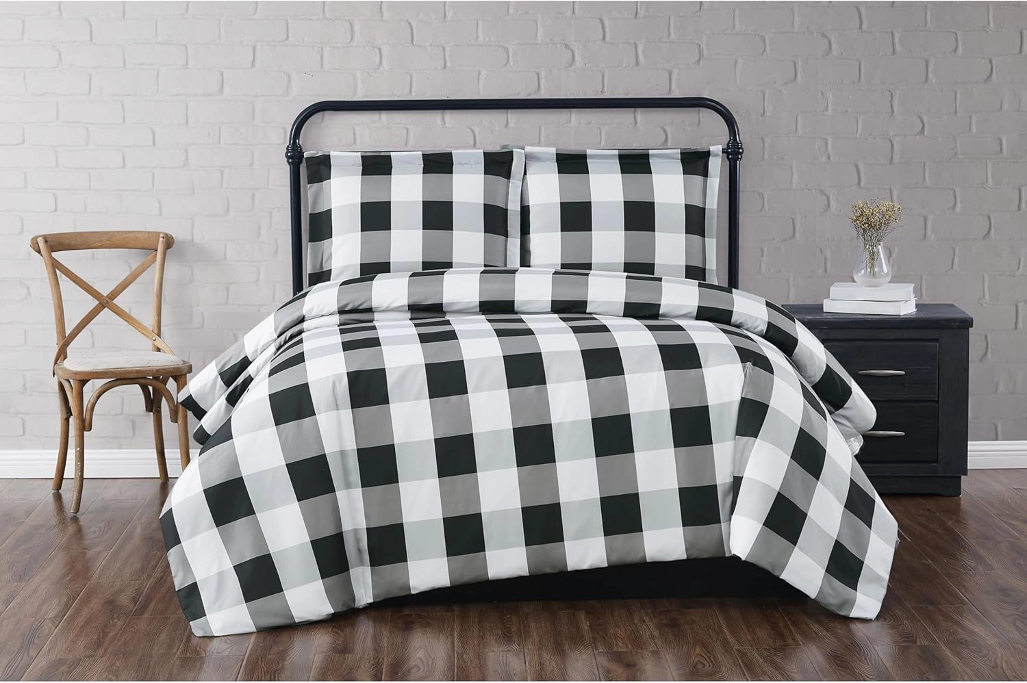 TRULY SOFT Everyday Buffalo Plaid Black Full/Queen Comforter Set