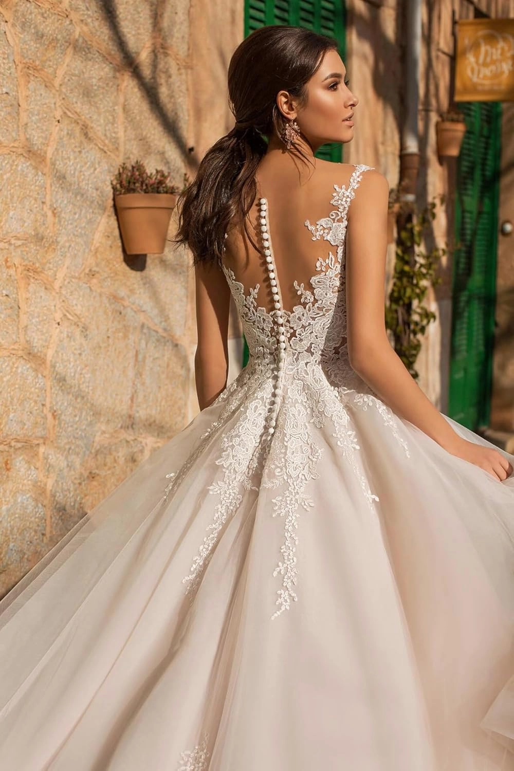 Tulle Wedding Dresses for Bride Lace Applique Bridal Dress Spaghetti Straps V Neck Wedding Gowns 2025