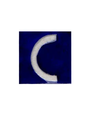 White C alphabet blue tile (2x2)