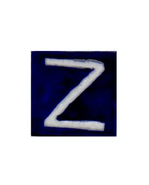 White Z alphabet blue tile (2x2)